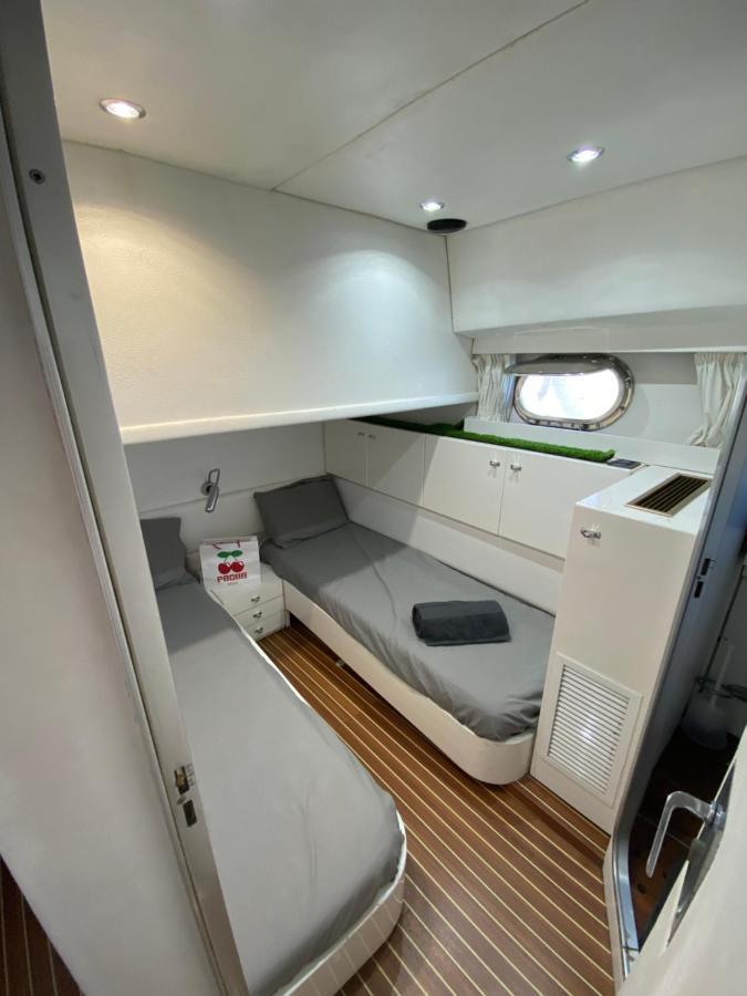 Barco Muy Romantico Con Parking! San Adrián de Besós Zewnętrze zdjęcie